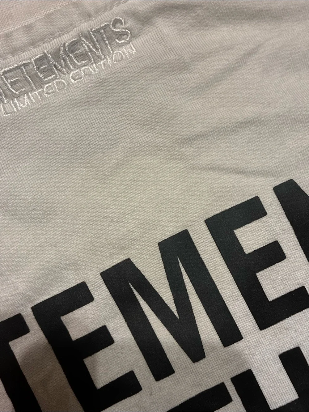 Vetements Multilingual Tee